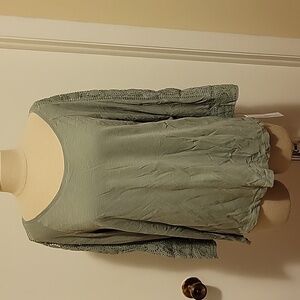 NWT: Sonoma Eyelet Sleeve Top